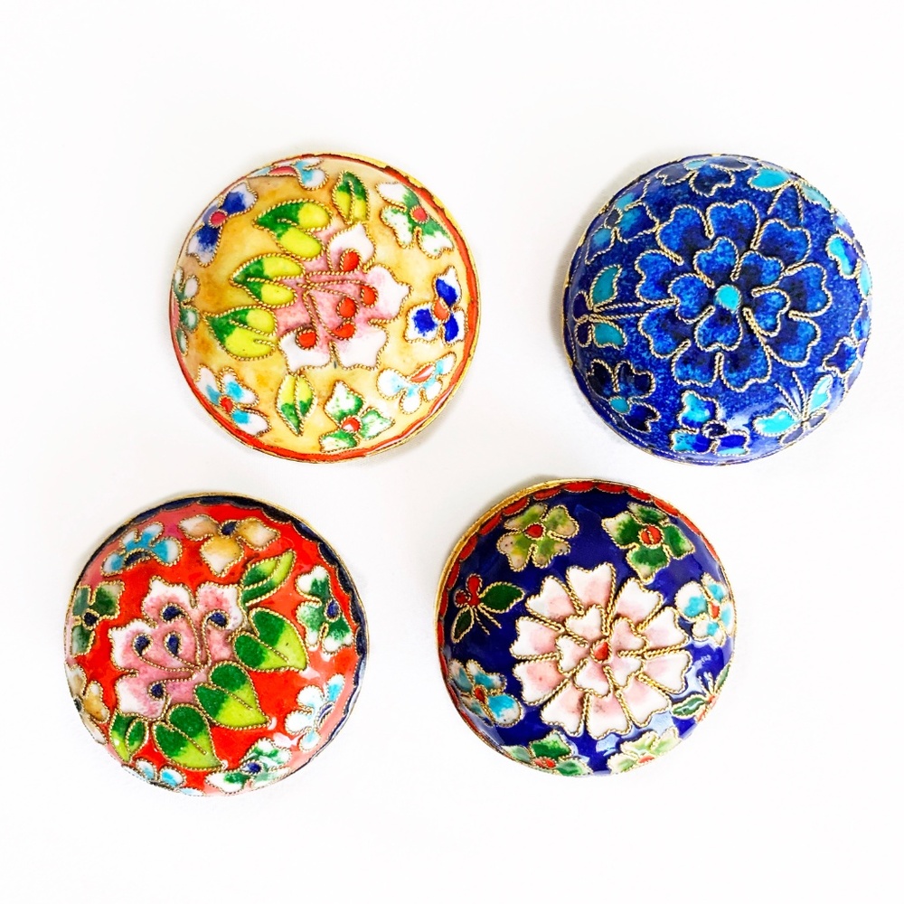 Set of 4 Japanese Porcelain Decor
